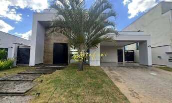 Imagem: Casa de Condomínio com 3 Quartos, 196 m²