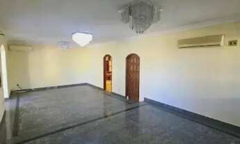 Imagem 2: CASA NO CONDOMÍNIO DOS ADVOGADOS, 250m2 , 2 SUÍTES COM CLOSET, VARANDA, PISCINA, JARDIM