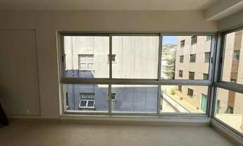 Imagem 2: Apartamento de área privativa com 2 suítes e 2 vagas livres no Bairro Serra Belo Horizont