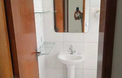 Imagem 2: EXCELENTE CASA GEMINADA EM VILA VALQUEIRE