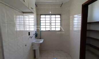 Imagem 6: Aluguel de Apartamento Padrão de 2 Dormitórios com Suíte em São Carlos