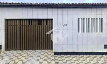 Imagem: Casa à Venda com 3 Quartos no Orlando Dantas