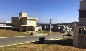 Imagem 7: Imóvel para venda tem 350 metros quadrados em Jardins Bolonha - Senador Canedo - GO