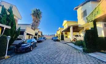 Imagem: Linda casa em condomínio muito bem localizada