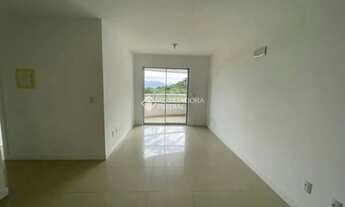 Imagem 3: Imóvel para aluguel possui 100 metros quadrados com 3 quartos em Pantanal - Florianópolis