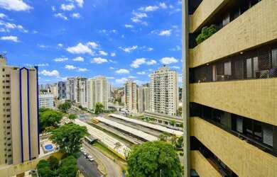 Imagem 3: Cabral, Financie , APTO Ed. Greenland, 1 por andar, 198m² privativos, 4 quartos, 2 suítes