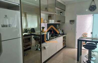 Imagem: Casa com 5 dormitórios à venda, 240 m²