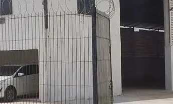 Imagem: Imóvel comercial com 1800 m² c/ galpão