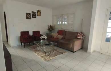 Imagem 6: Casa à Venda na AABB com Piscina e Terreno de 793 m² - Serra Talhada