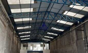 Imagem: Galpão com excelente estrutura e vestiários