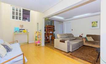 Imagem 2: Casa residencial com depósito no térreo