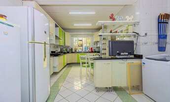 Imagem 16: Casa residencial com depósito no térreo