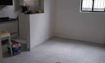 Imagem 4: Apartamento com 2 dormitórios à venda, 58 m² por R$ 115.000,00 - José Américo de Almeida