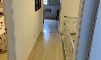 Imagem 3: Sobrado para venda com 220 metros quadrados com 3 quartos em Aparecida - Santos - SP