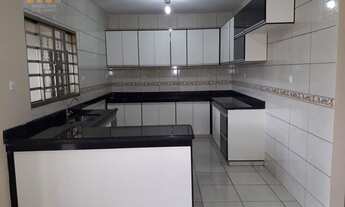 Imagem 2: Casa com 3 dormitórios à venda, 160 m² por R$ 200.000,00 - Lourdes - Anápolis/GO