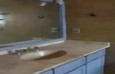 Imagem 7: Casa enorme com piscina, lareira e churrasqueira - 3 dorms