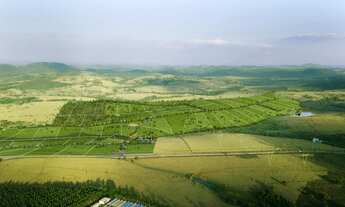 Imagem 5: Vendo Terrenos em Condomínio com Segurança Lazer e Área Verde
