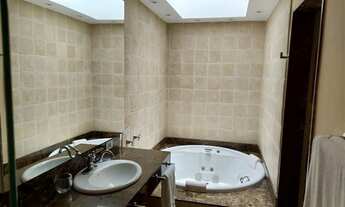 Imagem 4: Casa com 5 suítes, no Monte Olivete, acesso à cachoeira e piscina