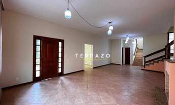 Imagem 3: Casa com 4 quartos, 330 m² - venda por R$ 2.600.000 ou aluguel por R$ 5.000/mês - Panorama