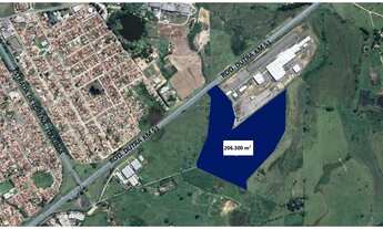 Imagem: Terreno na rodovia Dutra em Lorena SP