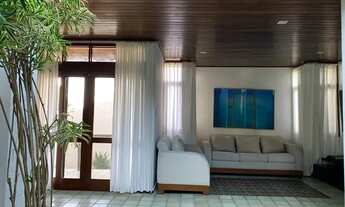 Imagem 4: Casa de condomínio para aluguel e venda possui 300 metros quadrados com 4 quartos