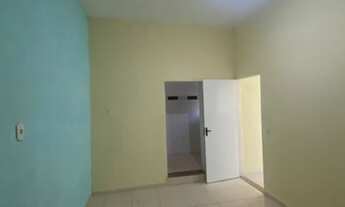 Imagem 7: Casa com 01 dormitório, cozinha americana, banheiro e área de serviço - sem vaga de garage