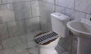 Imagem 3: Feriados de Abril/Maio. <br>Casa 2 dormitórios, até 6 pessoas. 200m do mar