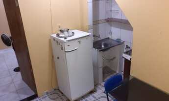 Imagem 3: Kit net mobiliado no térreo, sem garagem