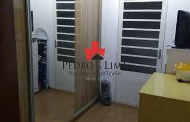 Imagem 6: Casa Assobradada, com 3 dormitórios sendo 2 suítes e 5 vagas, na Penha