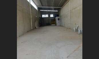 Imagem 2: Barracão, 300 m² - venda por R$ 450.000,00 ou aluguel por R$ 3.000,00/mês - Cidade Singer