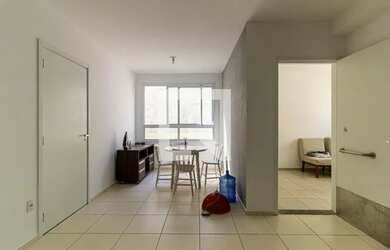 Imagem 2: Apartamento para Aluguel - Centro, 2 Quartos, 49 m2