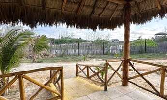 Imagem 5: Chale na praia peito de moça