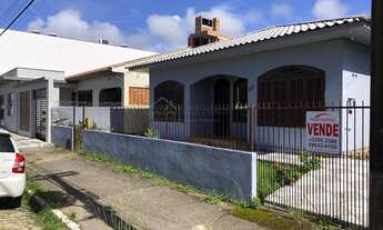 Imagem 2: Casa para Locação em Imbituba, Centro, 4 dormitórios, 1 suíte, 2 banheiros, 1 vaga