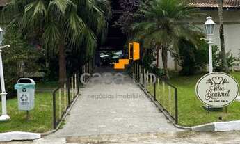 Imagem 2: O apartamento está localizado no bairro Praia das Toninhas