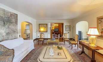 Imagem 4: Imóvel de 466m², com 4 suítes