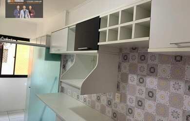 Imagem 2: Apartamento com 2 dormitórios para alugar, 70 m² por R$ 1.800,00/mês - Condomínio Residenc