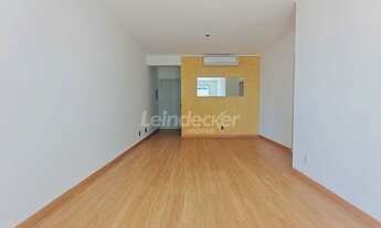 Imagem 4: PORTO ALEGRE - Apartamento Padrão - PASSO D AREIA