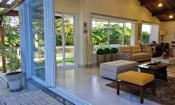 Imagem 7: Casa térrea com charmoso pergolado em localização privilegiada