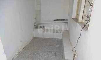 Imagem 6: LOJA DE FRENTE PARA RUA ALEXANDRE MACKENZIE