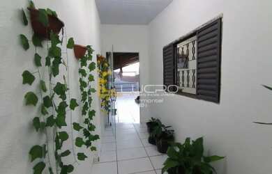 Imagem 16: Casa para venda com 200 m² e 3 quartos em Núcleo Residencial Presidente Geisel, Bauru - SP