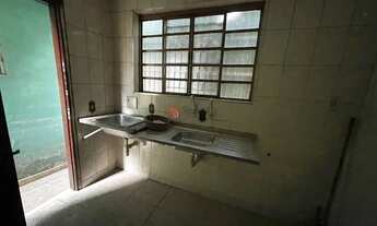 Imagem 3: Terreno com 3 casas antigas na Vila Formosa à venda com 185 metros