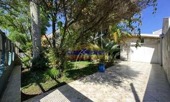 Imagem 3: EXCELENTE RESIDÊNCIA TÉRREA COM QUATRO QUARTOS E DUAS SUÍTES!!!