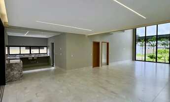 Imagem 6: Sobrado de Alto Padrão com 5 Suítes e Área de Lazer Portal do Sol Green