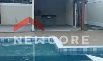 Imagem: Casa de condomínio em Rua Demócrito da