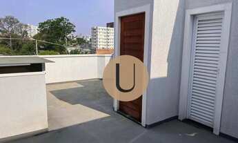 Imagem: Sobrado em condomínio fechado com 03 dormitórios