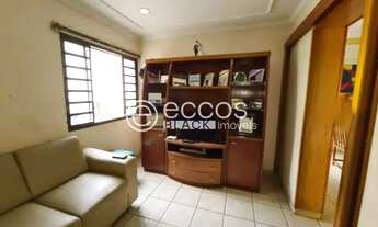 Imagem 3: Casa à venda, 4 quartos, 2 suítes, 4 vagas, Martins - Uberlândia/MG