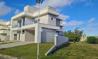 Imagem 5: Casa de alto Padrão em Condomínio Fechado nos Ingleses, 400m² - Perto da Praia