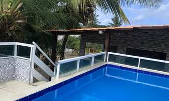 Imagem: Casa com piscina