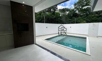 Imagem 5: Alphaville 4 / 230m² / 4 suítes / semi mobiliada / área gourmet / piscina/ casa de esquina