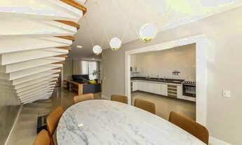 Imagem 5: Casa com área gourmet no Aeroporto para venda